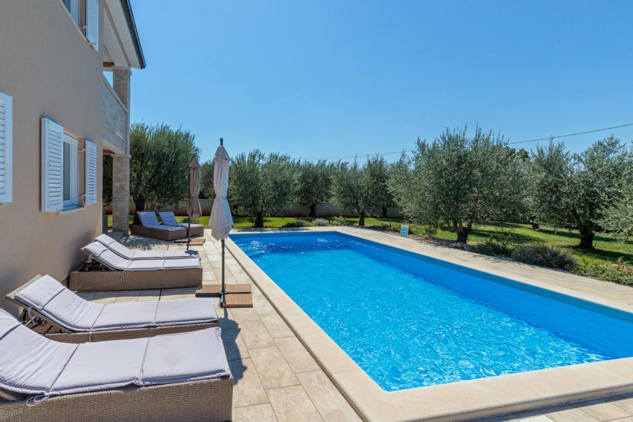 Villa Terlevic Selina Buitenkant foto