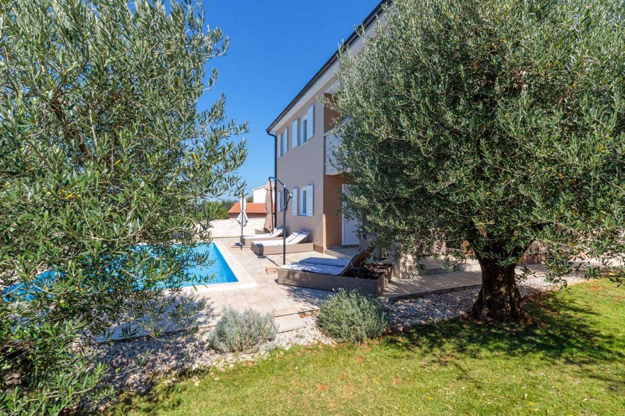 Villa Terlevic Selina Buitenkant foto